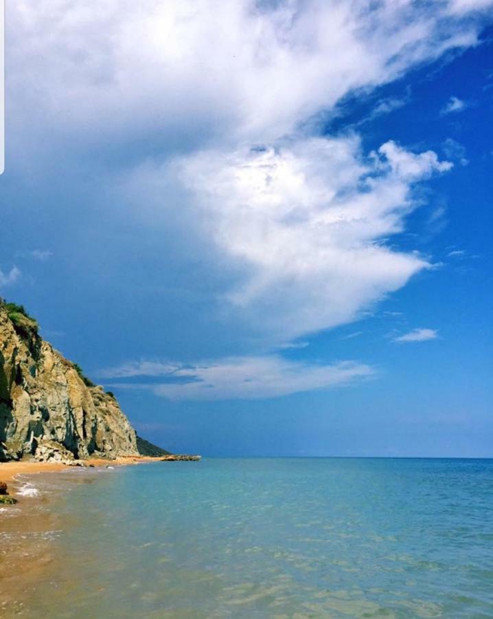 Camping Due Mari Villa Ovile la Marinella Eksteriør bilde